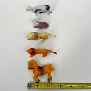 Set of 5 Vintage Plastic Toy Play Figures 2"